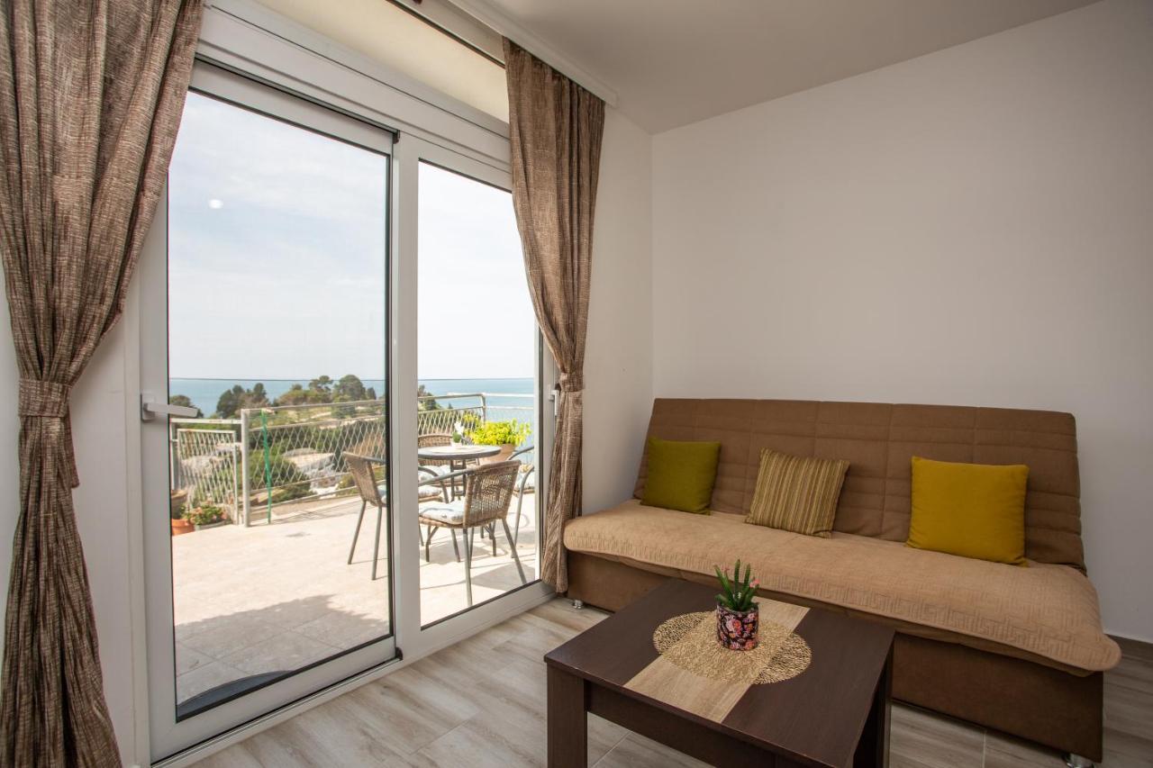 Apartments Jelena Ulcinj Bagian luar foto